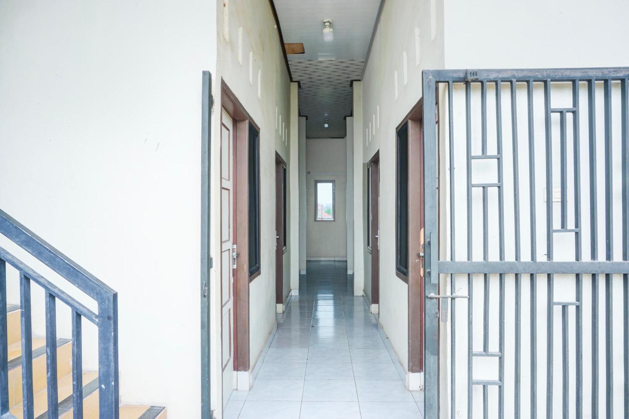 Hotel O Sukarame Near Universitas Islam Negeri Raden Intan Lampun Formerly Hotel Wisma Tri Handayani Bandar Lampung Ngoại thất bức ảnh